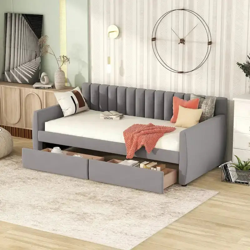 Daybed in velluto con letto estraibile e doghe in legno